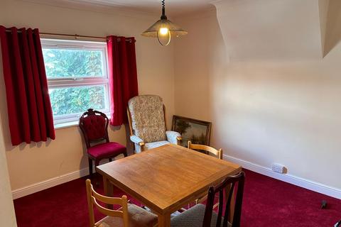 51 Arnold Road, Woking, GU21 5JX
