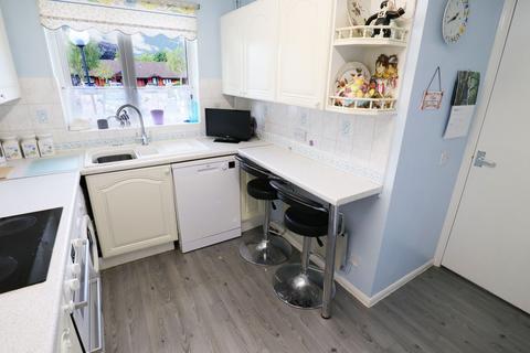 5 Icknield Court, Bidford On Avon, Alcester, B50 4AZ