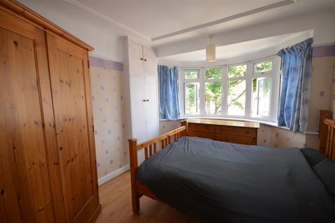 61 Uppingham Avenue, Stanmore, HA7 2JB