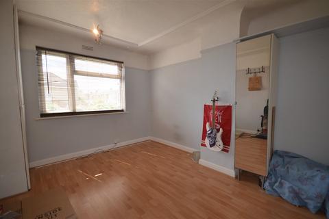 61 Uppingham Avenue, Stanmore, HA7 2JB