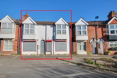 5 bedroom property with land for sale, Victoria Road, Woolston