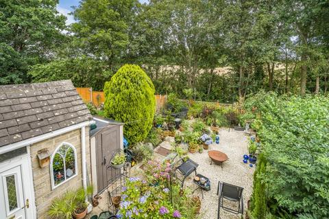 3 Blakes Avenue, Witney, OX28 3SX