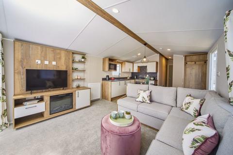 2 bedroom static caravan for sale, Trelay Holiday Park