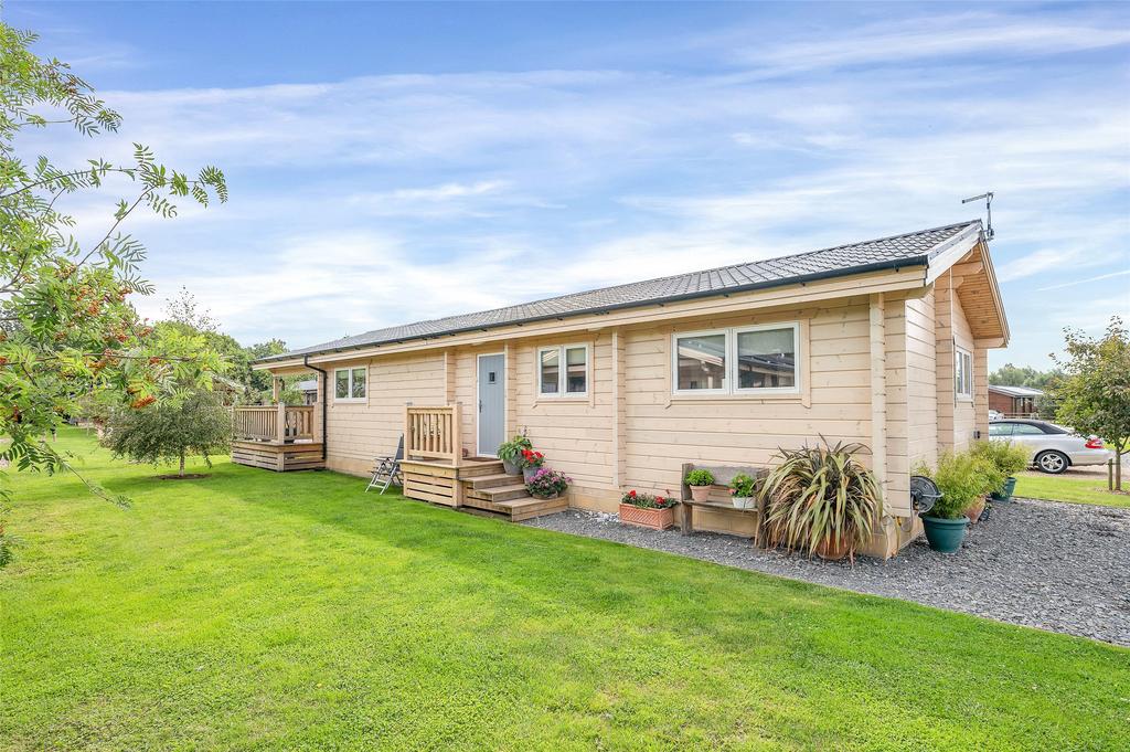 Hoby Road, Asfordby, Melton Mowbray 2 bed detached house for sale £