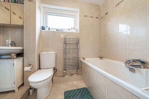 11 Copse Side, Godalming, GU7 3RU
