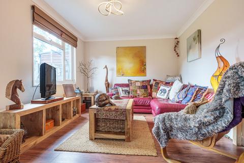 11 Copse Side, Godalming, GU7 3RU