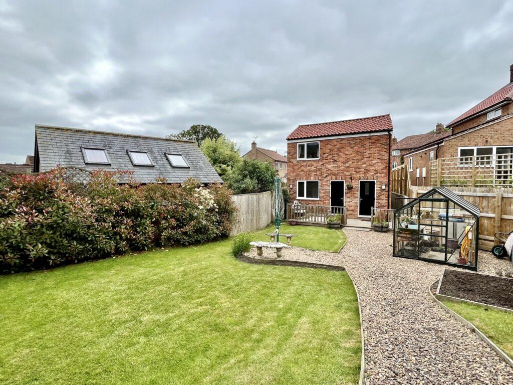 Garage & Office With Potential, Spring Street, Easingwold Residential