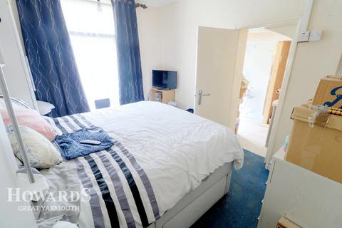 2 bedroom end of terrace house for sale, Melrose Terrace, Great Yarmouth