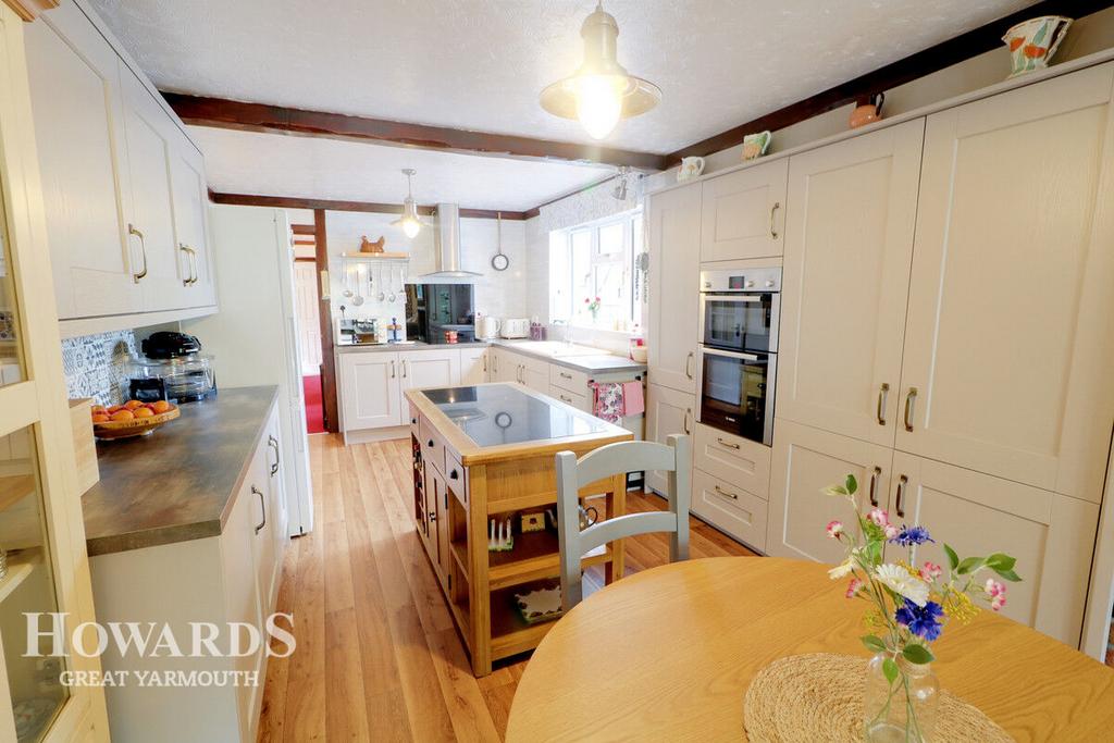 Bridge Meadow Hemsby 3 Bed Detached Bungalow 370 000 bridge-meadow-hemsby-3-bed-detached-bungalow-370-000
