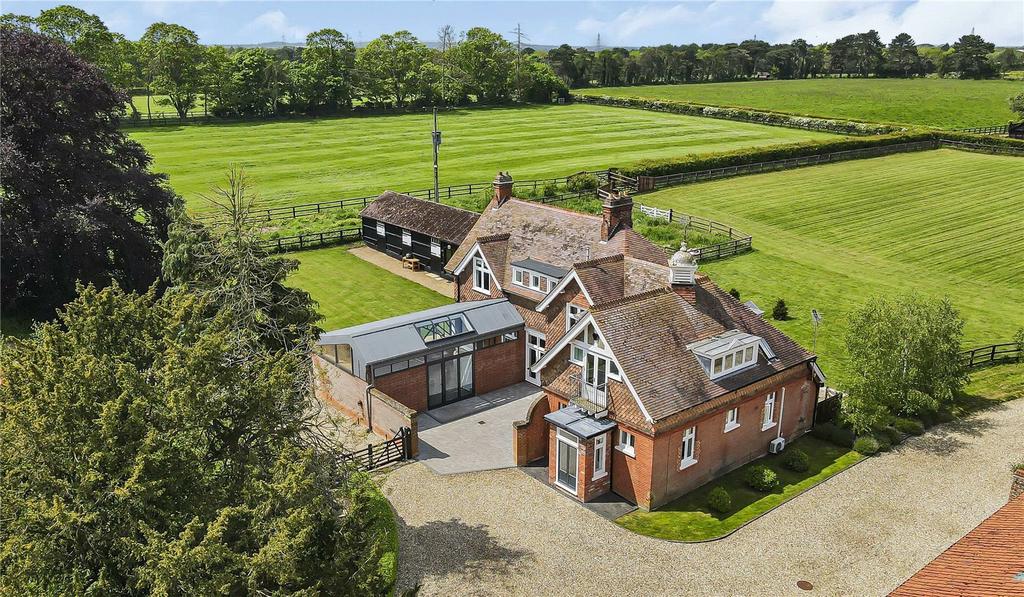 London Road, Six Mile Bottom, Newmarket, Suffolk, CB8 5 bed equestrian property £2,100,000