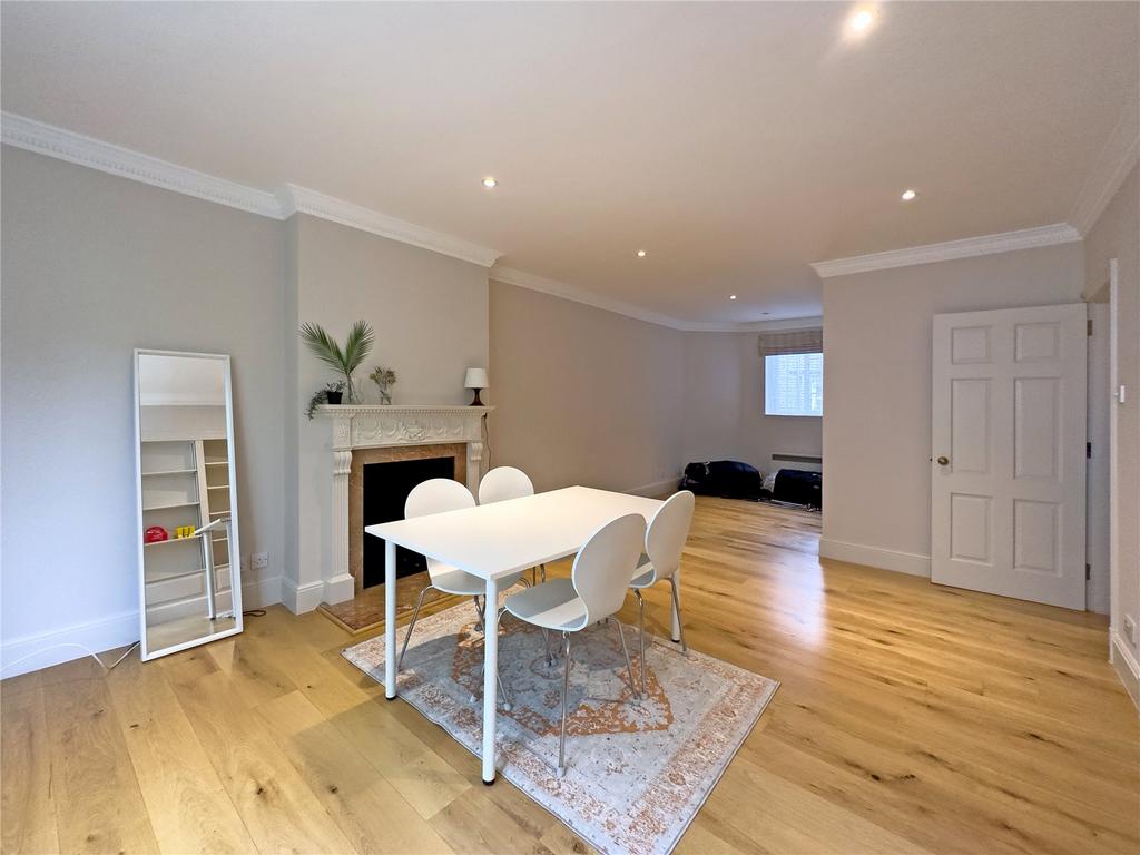Clareville Street, South Kensington... 2 bed terraced house £2,925