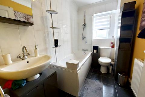 15 College Close, Grays, RM17 5UP