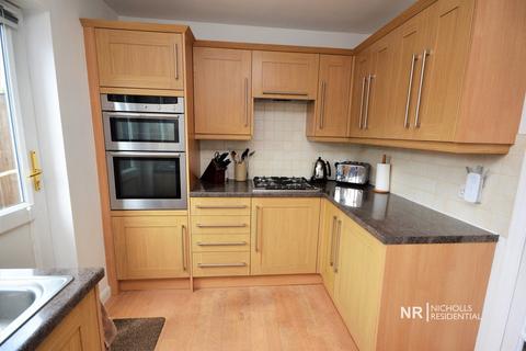 31 Thrigby Road, Chessington, KT9 2AH