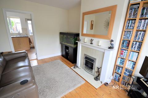31 Thrigby Road, Chessington, KT9 2AH