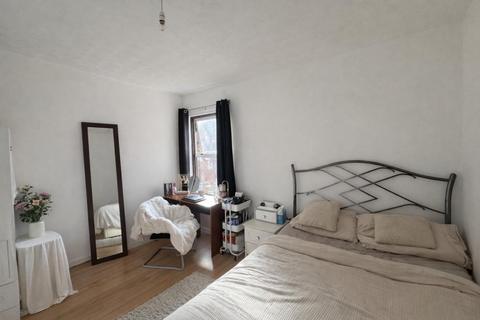 undefined, Priory Avenue,