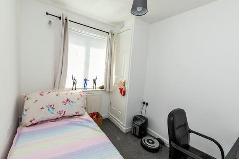 2 bedroom flat for sale, Primrose Court - Boscombe