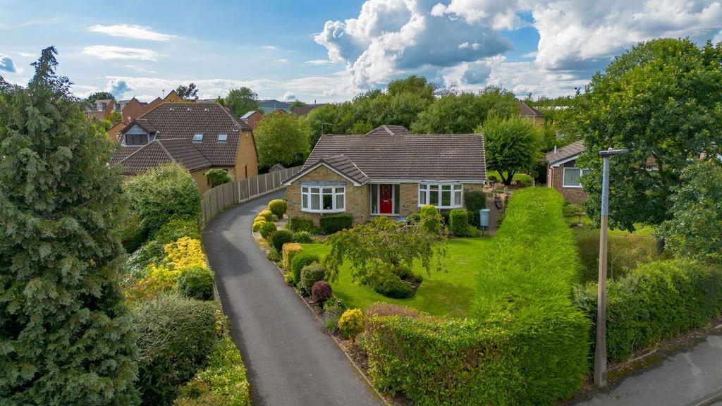 Baslow Crescent, Dodworth, Barnsley 4 bed detached bungalow for sale