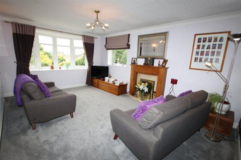 31 Baslow Crescent, Dodworth, Barnsley, S75 3SG
