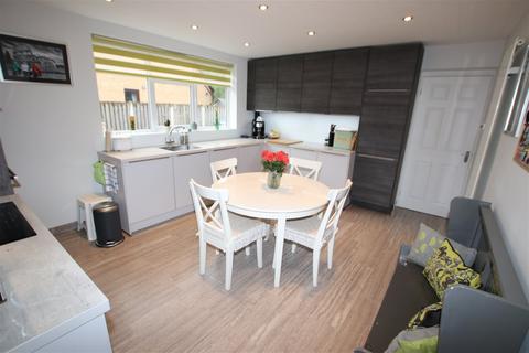 31 Baslow Crescent, Dodworth, Barnsley, S75 3SG