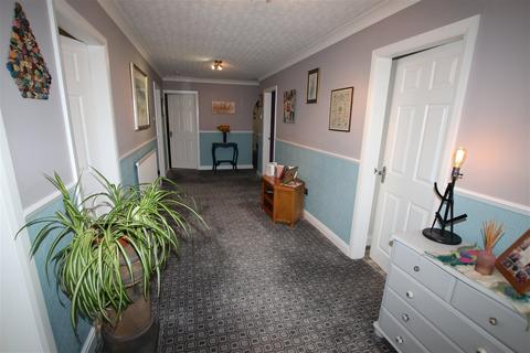 31 Baslow Crescent, Dodworth, Barnsley, S75 3SG