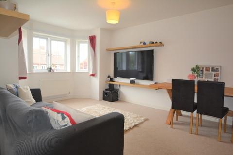 2 bedroom apartment for sale, Trenchard Close, Walton On Thames