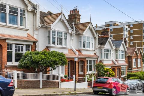 4 bedroom terraced house to rent, Belle Vue Gardens , Brighton