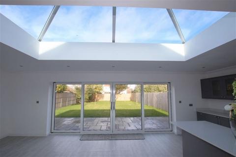 3 bedroom detached bungalow for sale, Bedford Road, Holland on Sea