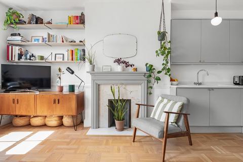Flat 4, 21 Vancouver Road, London, SE23 2AG