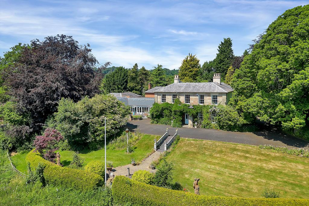 Chetwynd Road, Newport, Shropshire, TF10, Newport TF10 6 bed detached