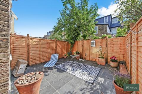 1 bedroom ground floor flat to rent, Greyhound Road, Kensal Green NW10