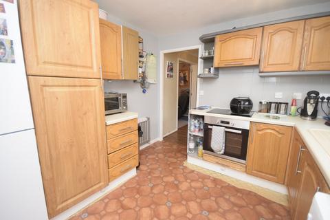 5 bedroom detached house for sale, Oatfield Close, Whitchurch