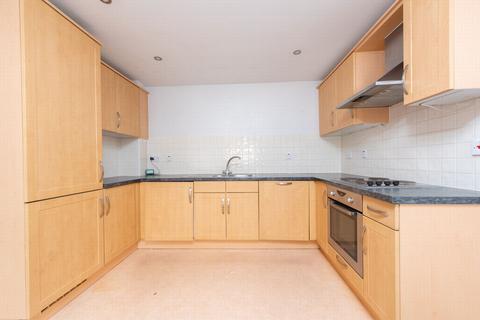 1 bedroom apartment to rent, Woodside Court, Farnborough, GU14