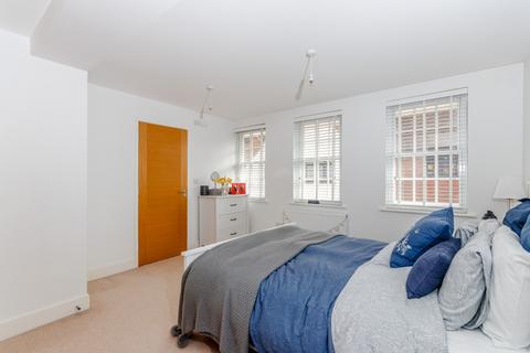 1 bedroom flat to rent, Castle Street, Guildford, GU1