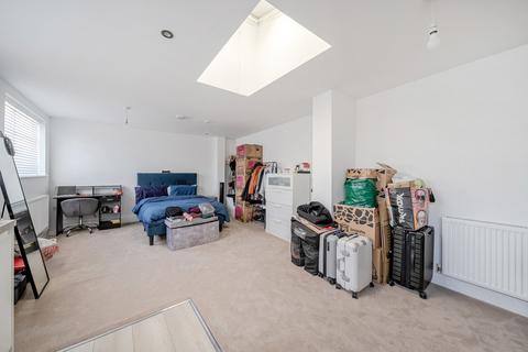 undefined, Castle Street, Guildford, GU1