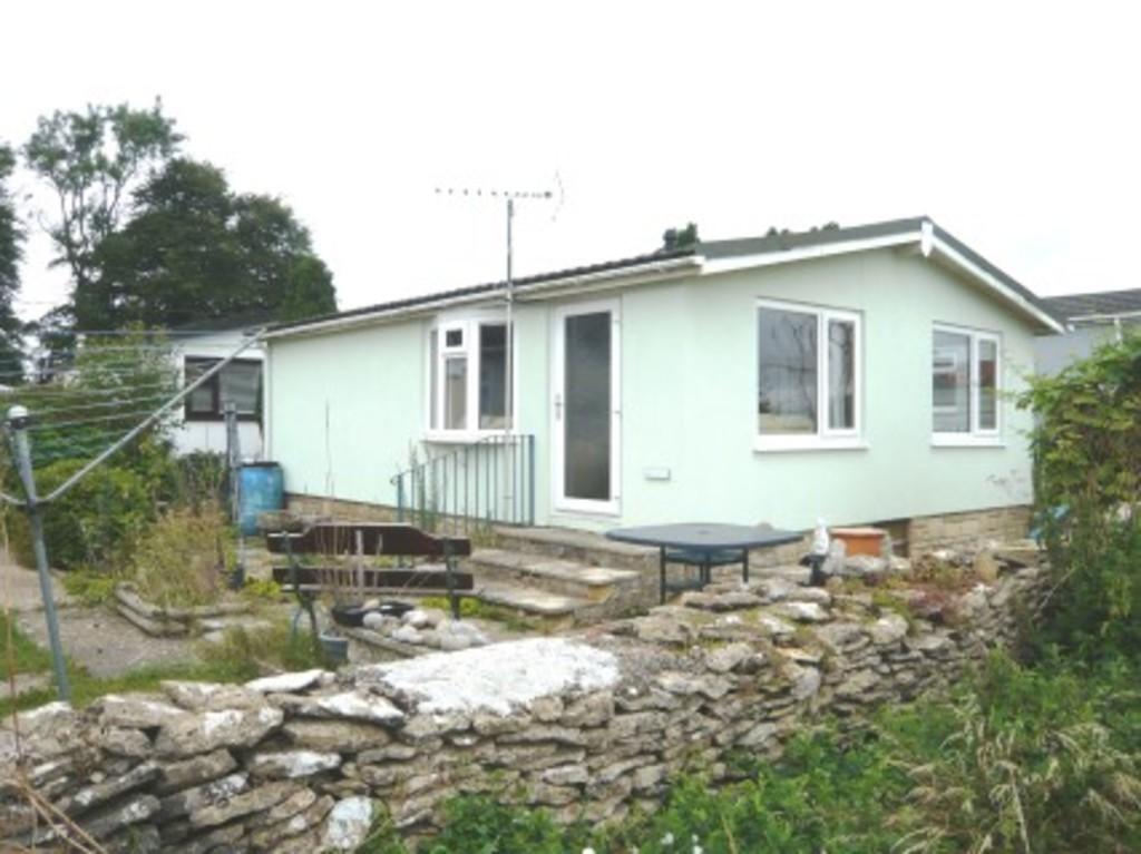Hampton Fields, Minchinhampton 2 bed park home £85,000
