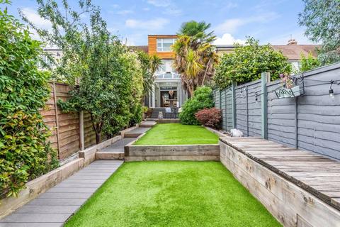 38 Shirley Avenue, Bexley, DA5 3AZ