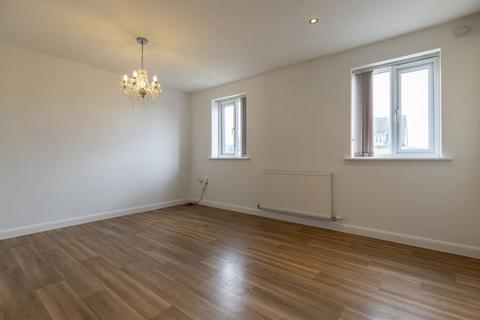 3 Admiral Way, Halifax, HX2 0SW