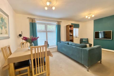 2 bedroom apartment for sale - Ladywood Court. Lichfield Road, Four Oaks, Sutton Coldfield, B74 2TX