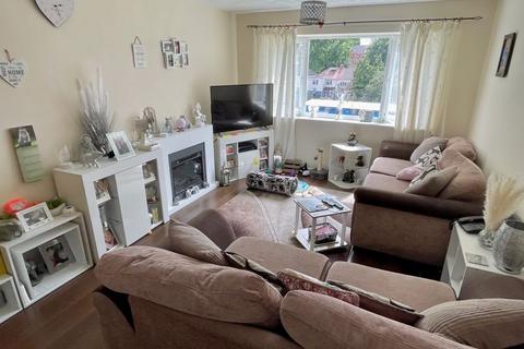 Flat 7, Blenheim Court Blenheim Way, Great Barr, Birmingham, B44 8LF