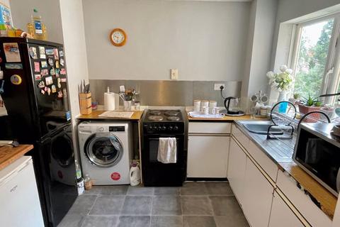 Flat 7, Blenheim Court Blenheim Way, Great Barr, Birmingham, B44 8LF