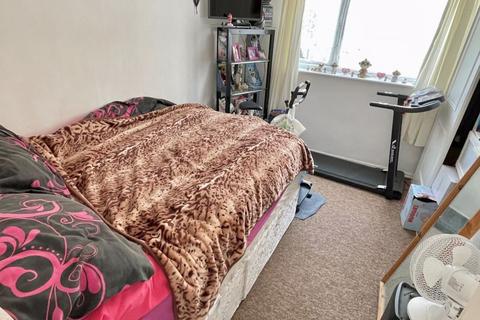 Flat 7, Blenheim Court Blenheim Way, Great Barr, Birmingham, B44 8LF