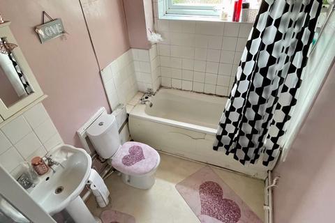 Flat 7, Blenheim Court Blenheim Way, Great Barr, Birmingham, B44 8LF