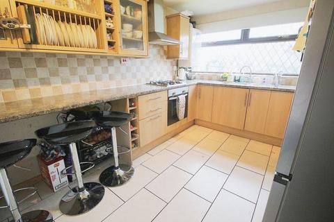 3 bedroom terraced house for sale, Holloway Bank, West Bromwich