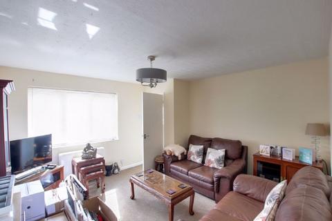 3 bedroom terraced house to rent, Brookmead, Southwick