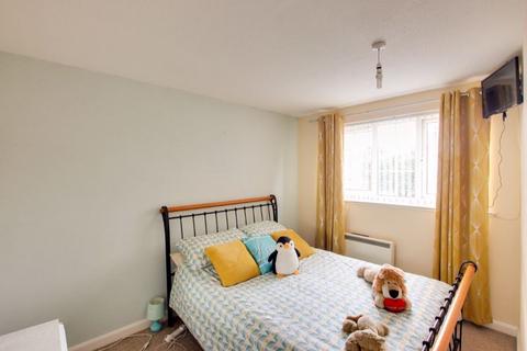3 bedroom terraced house to rent, Brookmead, Southwick