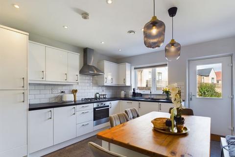 16 Chivers Street, Bath, BA2 5BH