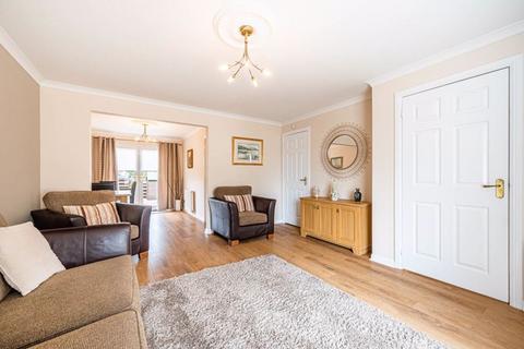 199 Kirk Road, Wishaw, ML2 7BZ