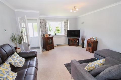 17 Fallowfield, Hazlemere, High Wycombe, HP15 7RP