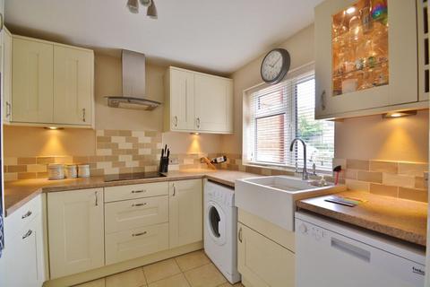 36 Fleetwood Way, Thame, OX9 3DF