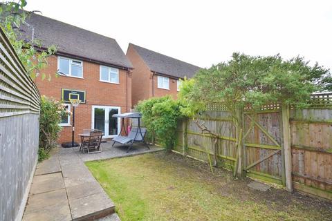36 Fleetwood Way, Thame, OX9 3DF